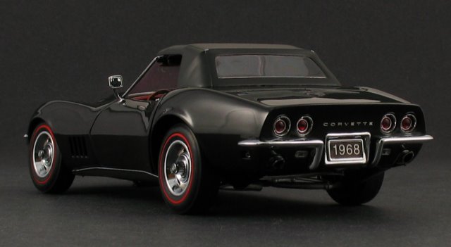 Danbury Mint 124 1968 Corvette Annual Edition