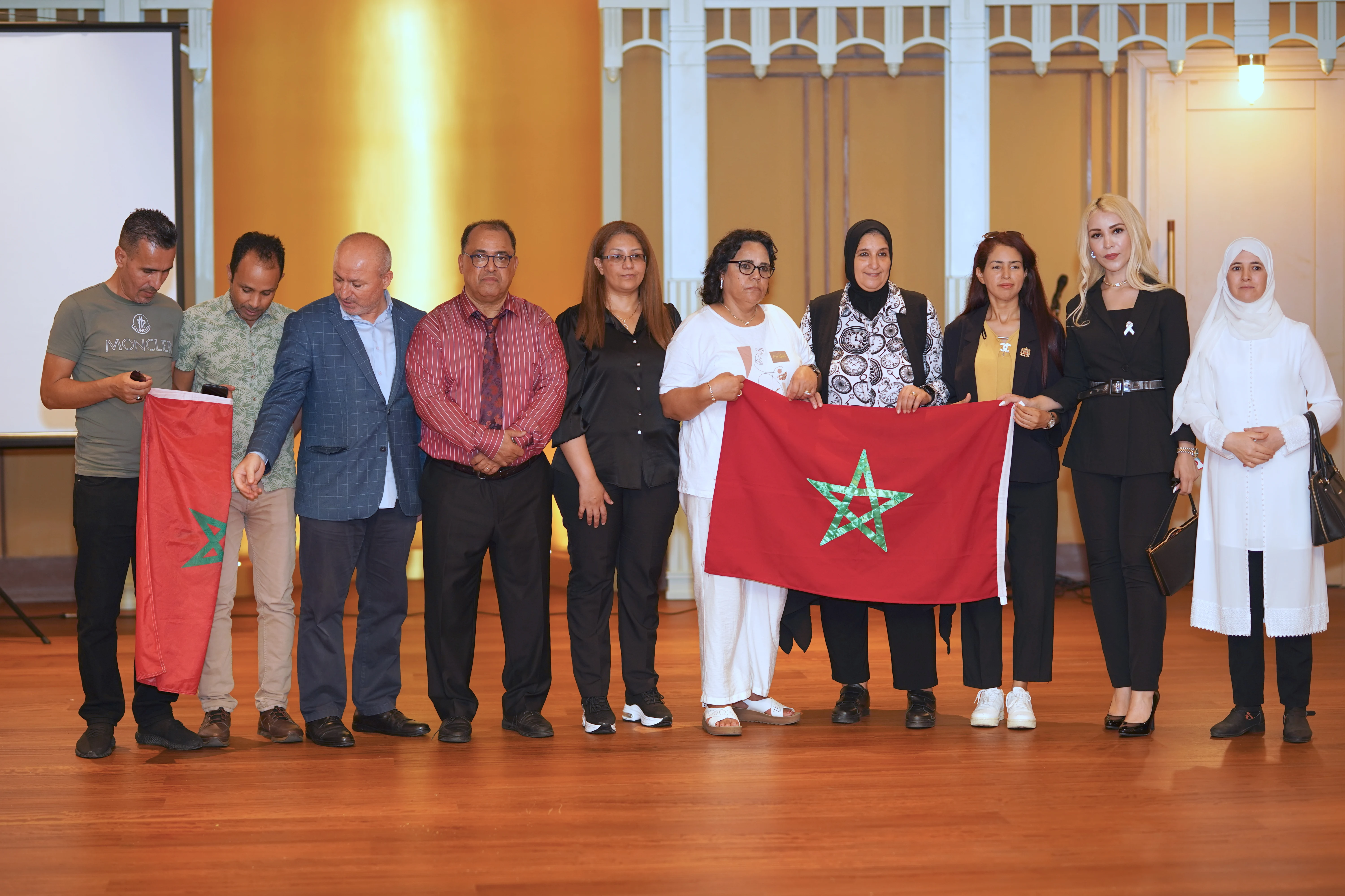 "حملة تبرعات تركية عربية في إسطنبول لصالح ضحايا زلزال المغرب"