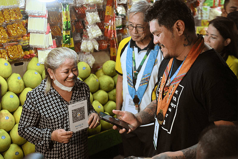 Maya accelerates "digi-palengke" transition in Davao City
