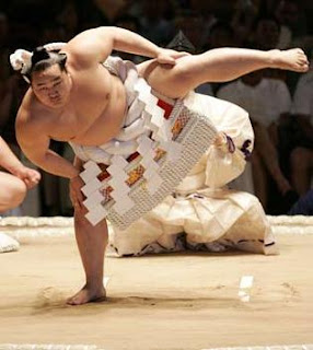 Sumo-Wrestler-Photos-Pictures-Images-Pics