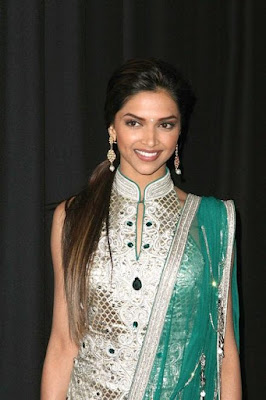 Latest pictures collection: top 70 Deepika Padukone hd Wallpapers