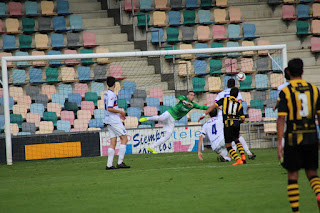 El Barakaldo mantiene liderato con su victoria 1-0 ante el Leioa