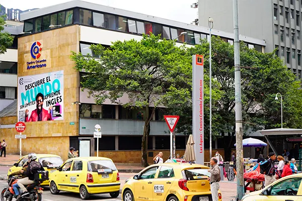 Estacion-TransMilenio-Las-Aguas