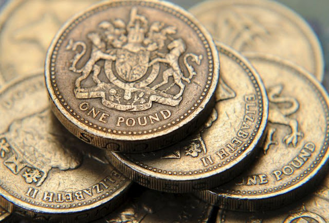 Forqs- Pound rises after Jul Martin's statements about an interest rate hike