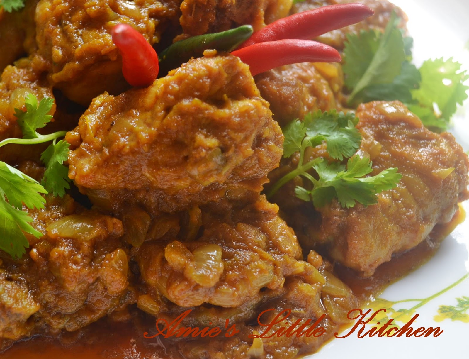 AMIE'S LITTLE KITCHEN: Ayam Masak Kari Pakistan