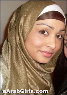 Arab Girl Sanaa Yusuf from Fallujah