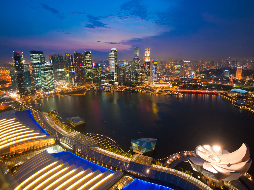 Foto Foto Pemandangan  Kota Singapura di Malam  Hari 