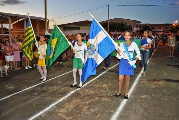 Escolas municipais de Cocal participam de desfile cívico