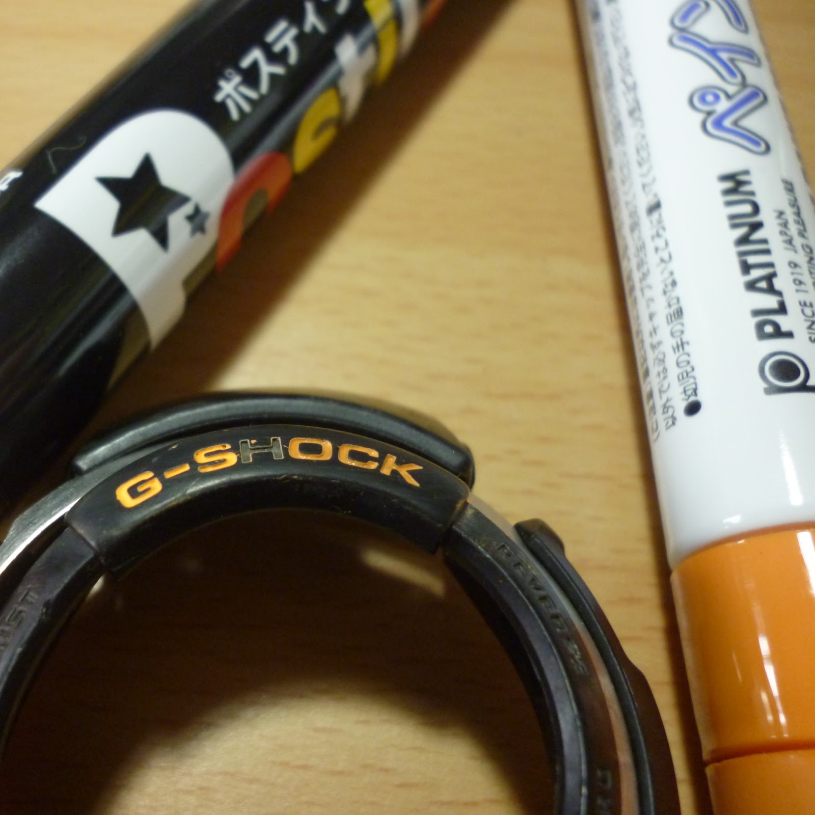 G Shock Gls 100のスミ入れにペイントマーカーとポスティラ