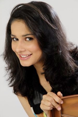 Aneri Vajani HD Wallpapers Free Download