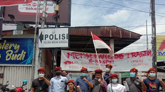 Gelar Aksi dan Bagi-bagi Masker  Refleksi G-30S PKI, PMKRI Cabang Medan Tidak Ingin Menyisihkan Sejarah