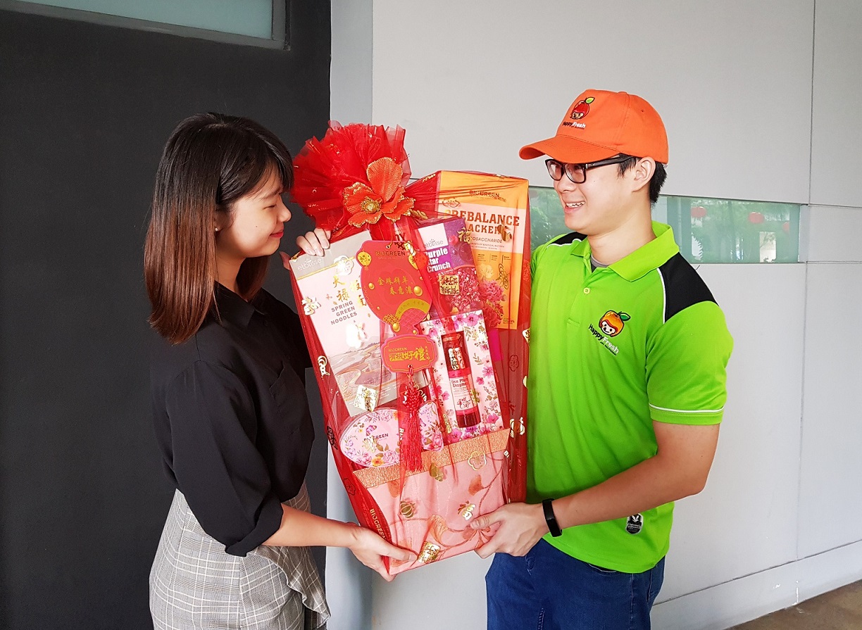 HappyFresh hamper delivery on the Chinese New Year 