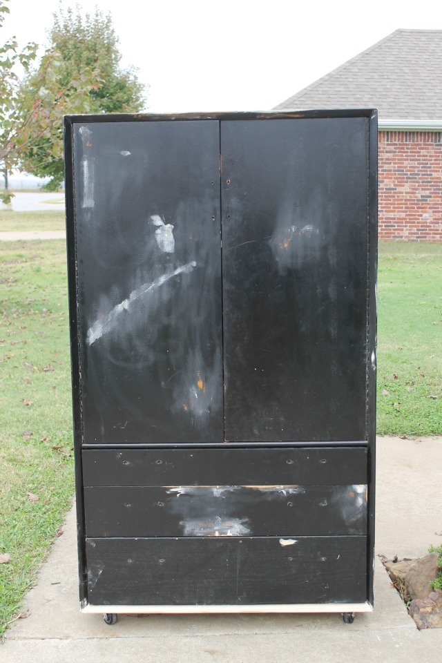 decoart cabinet
