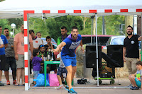 Concurso de lanzamiento de chapela en las fiestas de El Regato