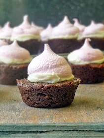 Strawberry Brownie Kisses | by Life Tastes Good are little bite sized pieces of chocolate bliss topped with a kiss of delicious strawberry meringue! A perfect pairing! #Dessert #Chocolate #Mini