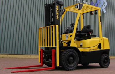 Xe nâng Diesel 1.5 tấn Hyster H1.5XT