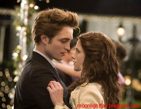 kristen stewart hot kiss. house Kristen Stewart Hot