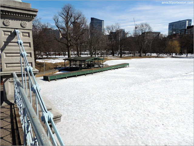 Puente y Lago del Boston Public Garden