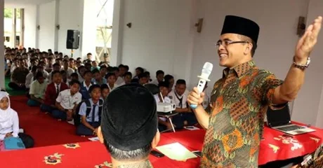 SMP Negeri Tolak Siswa Non Muslim, Bupati Banyuwangi Marah dan Perintahkan Kadisdik Batalkan Aturan Wajib Berjilbab