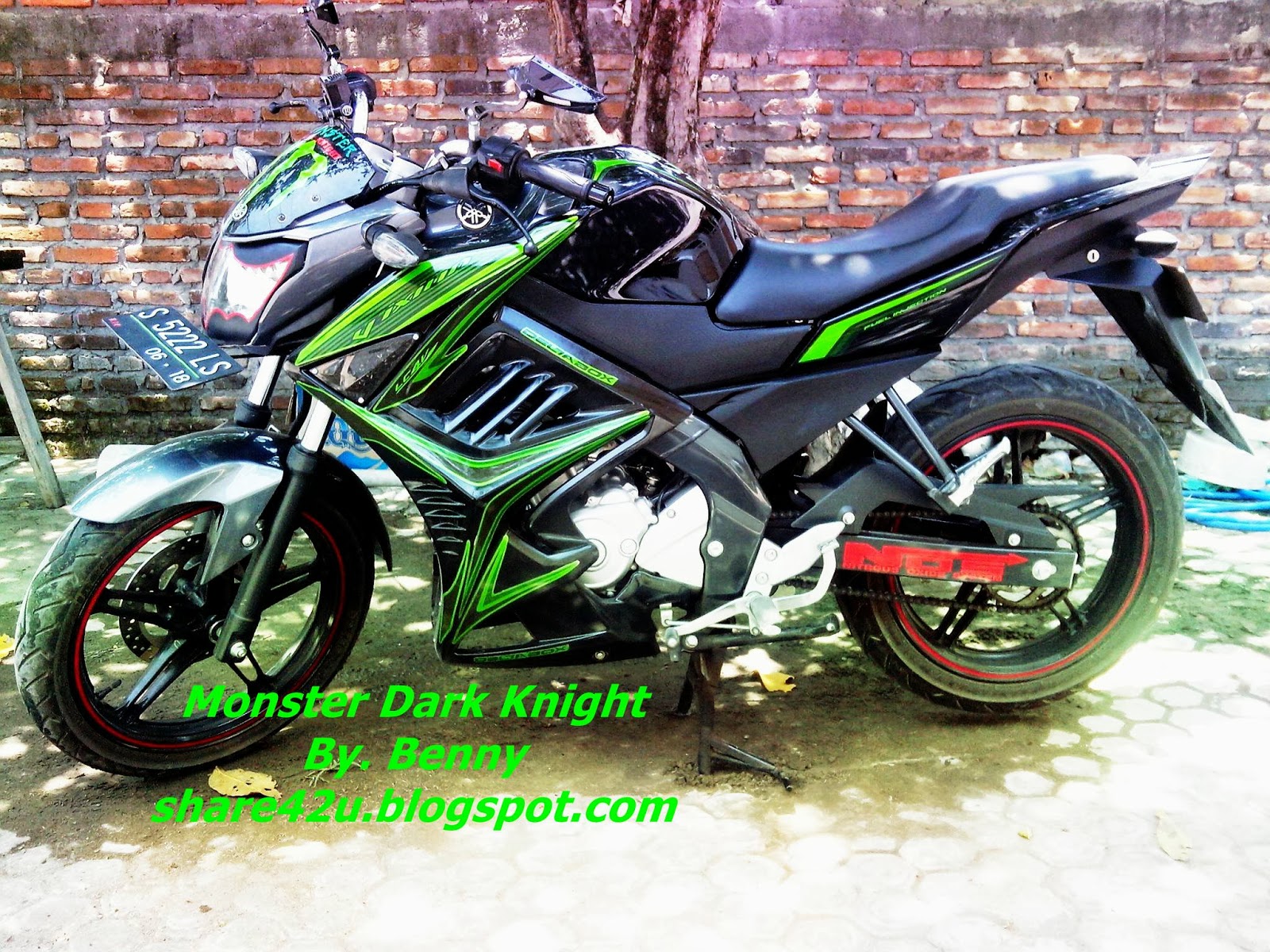 Share42u Modifikasi New Vixion Monster Dark Knight