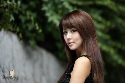 Lee Ji Woo