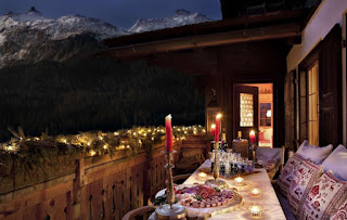 Chalet Maldeghem outside dining - click link to view