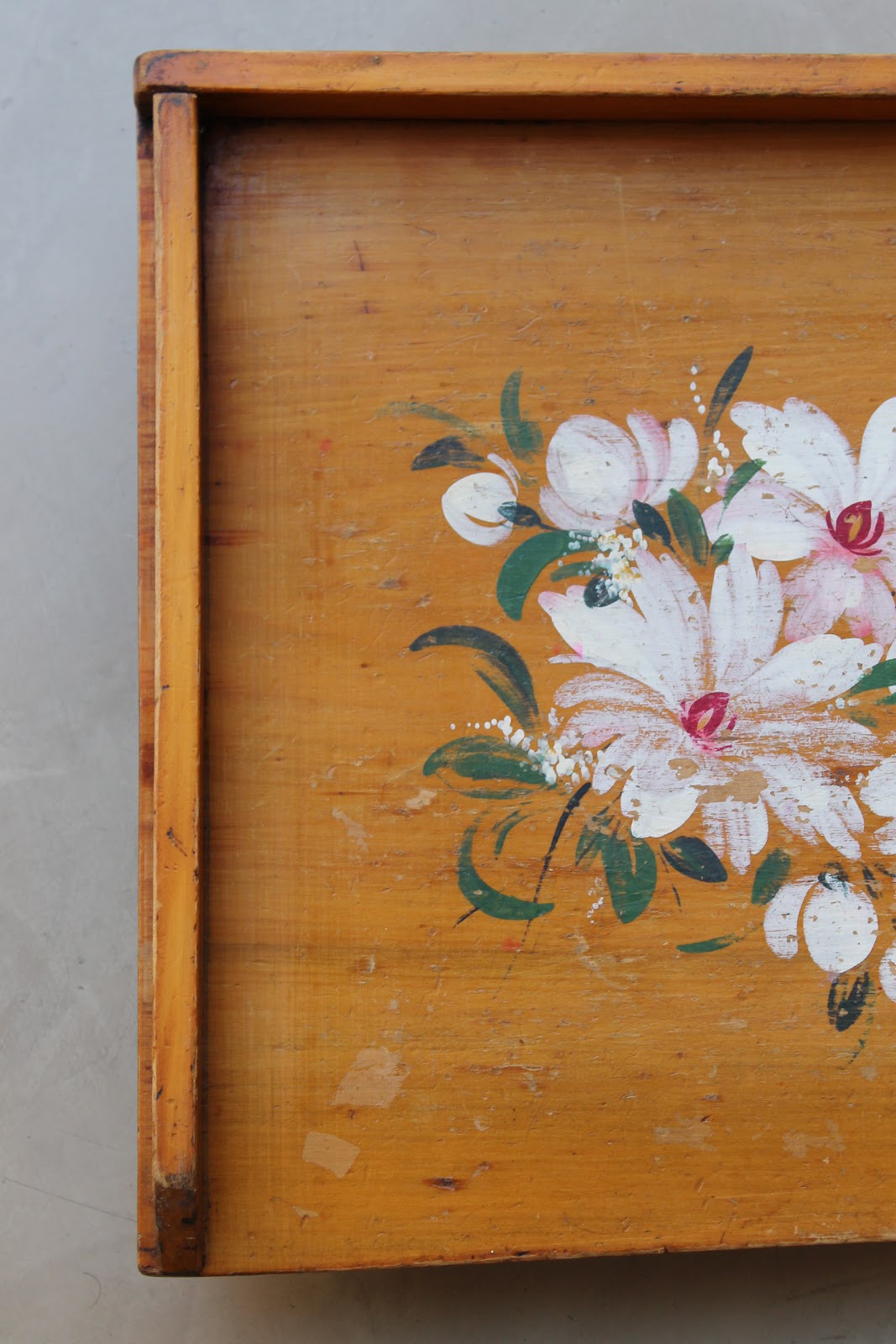 Flores Pintadas Decorativas De Madera Imagen de archivo  - Imagenes De Flores Pintadas En Madera