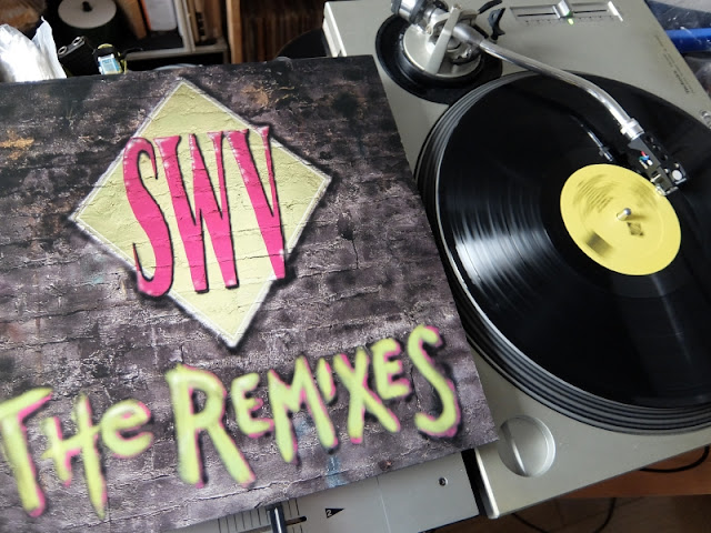 SWVのEP「The Remixes」のレコードの写真です。