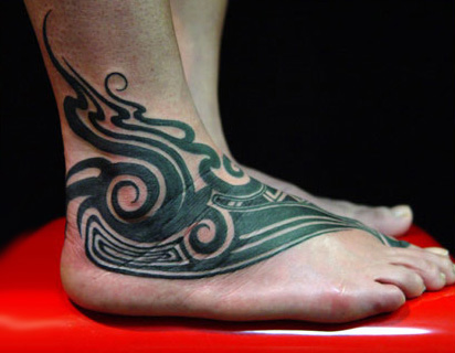 20 Tato Tribal Paling Keren Di Tangan dan Kaki Tatotuti