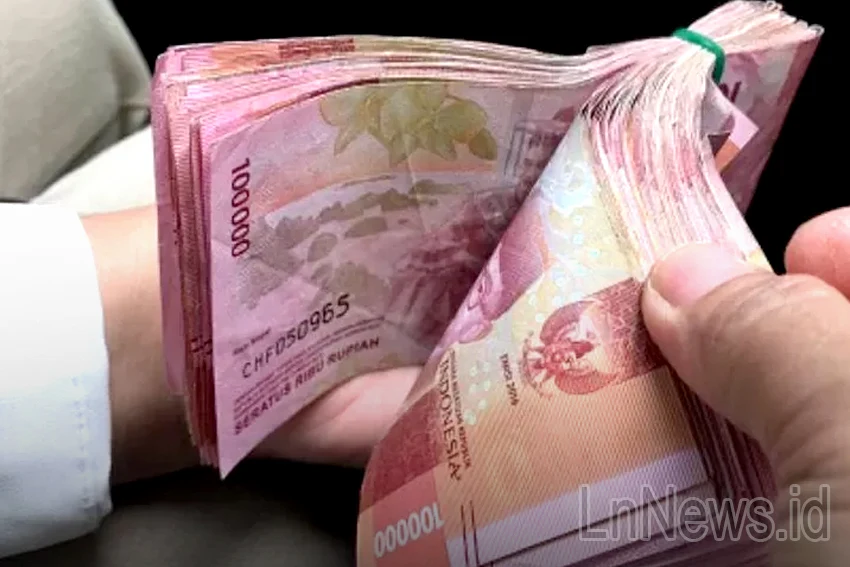 Dolar AS Tembus Rp 15.829, Rupiah Masih Babak Belur | Lintas Nusantara