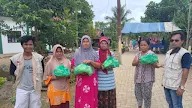 BK FPI Balangan Dan AS SALAM Bagikan Sembako Dan Pakaian Untuk Korban Banjir Di Pandawan, HST Kalsel