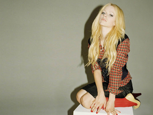 Gorgeous Pictures Collection of Avril Lavigne