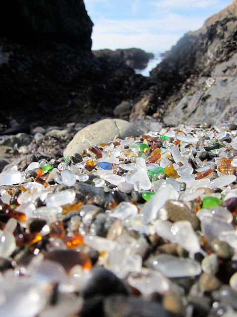 Foto Pantai Kaca Yang Indah Di Kalifornia [ www.BlogApaAja.com ]