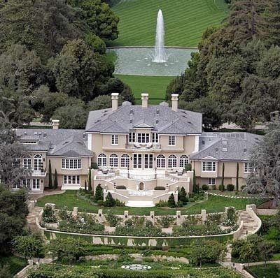 oprah winfrey house pictures. oprah winfrey#39;s mansion.