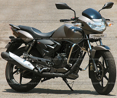Motorcyclist At Large Tvs Apache Rtr 160 In The Full