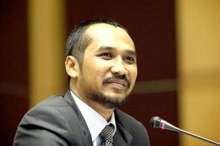Kisah Hidup Abraham Samad, Ketua KPK - Bangun Inspirasi