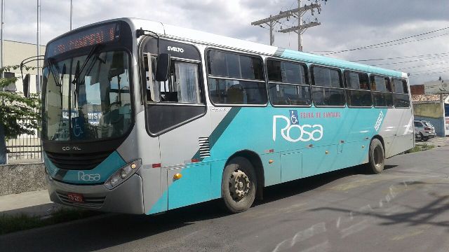 3 assaltantes saqueiam passageiros do transporte coletivo de Feira de Santana