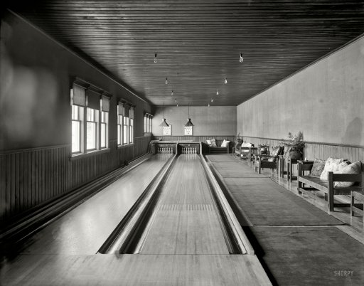 1905 bowling alley