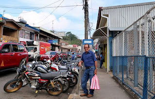 man waiting in centro Puriscal