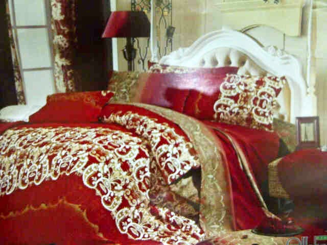 Sprei Jepang Motif Ukir Merah