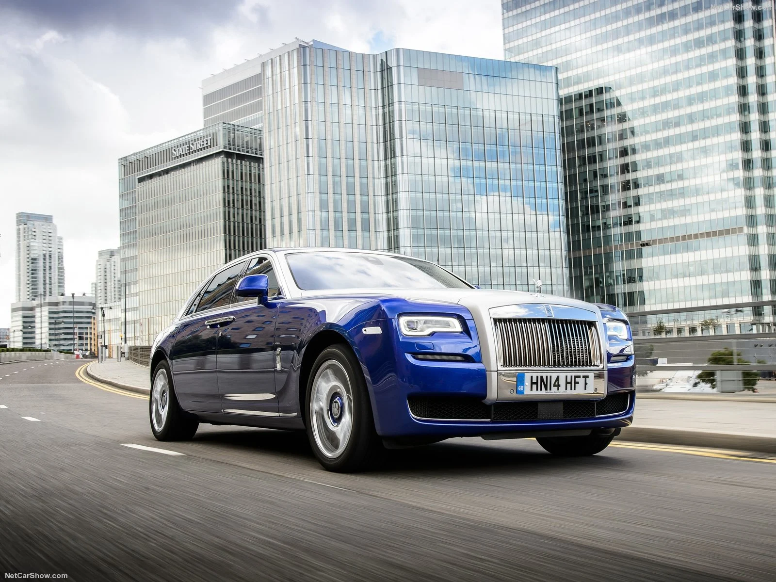 Hình ảnh xe ô tô Rolls-Royce Ghost Series II 2015 & nội ngoại thất