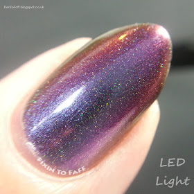 Swatch and review of the holographic holo version of ILNP Peace.