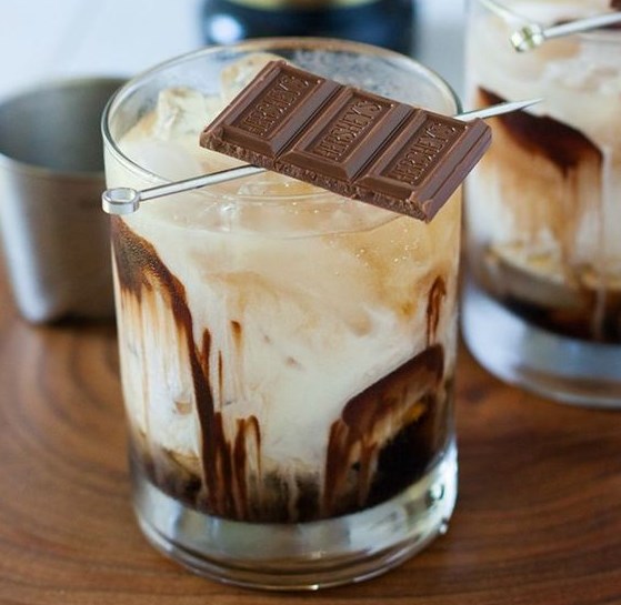 chocolate white russian #chocolate #Drink