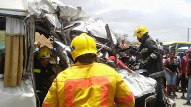 Guagua de Comendador,un muerto  varios heridos en un accidente de tránsito en Baní