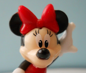Minnie Mouse patinadora