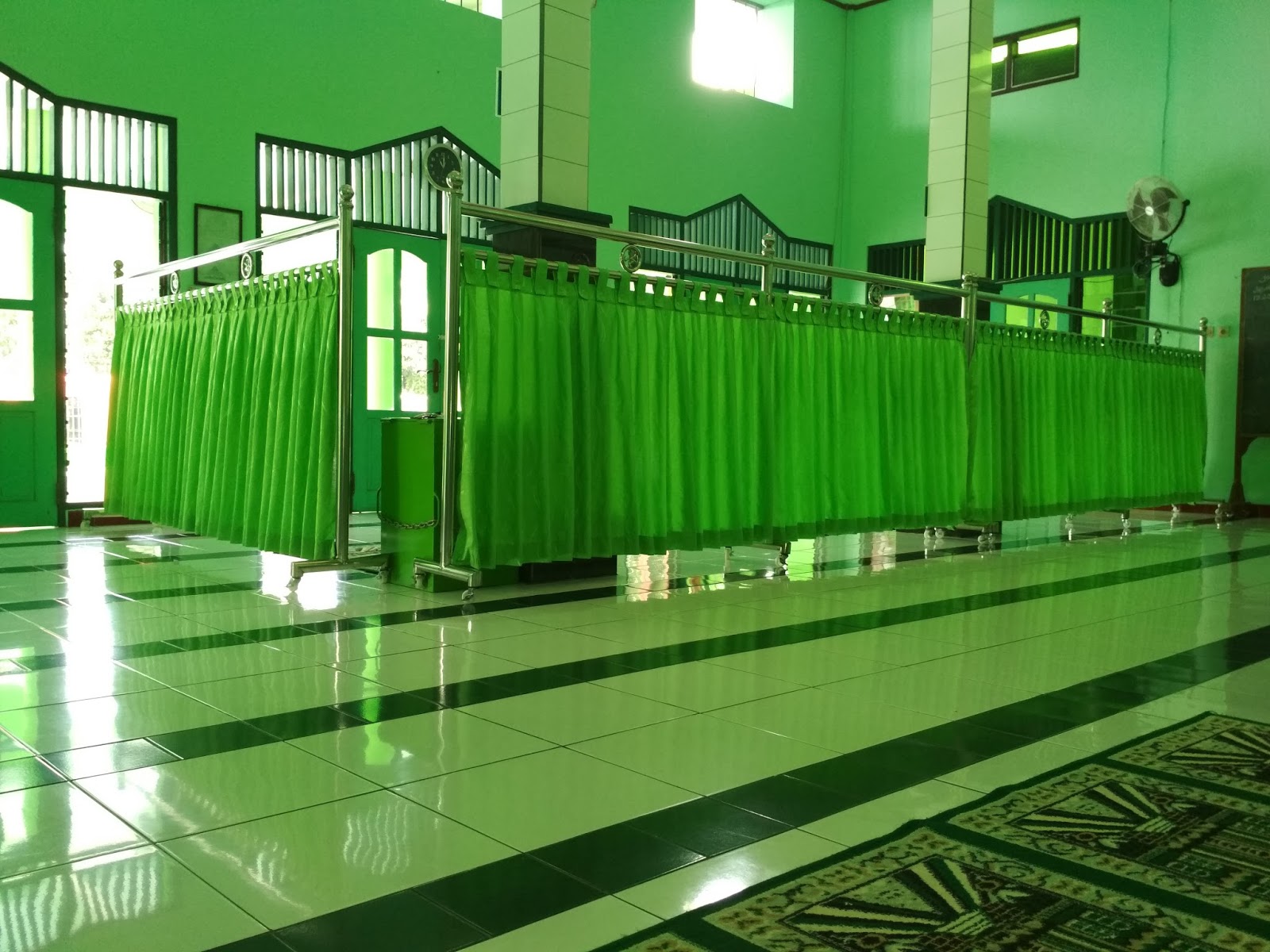 Proyek Korden Sekat  Jamaah Masjid  Al Muhajirin Pucang 