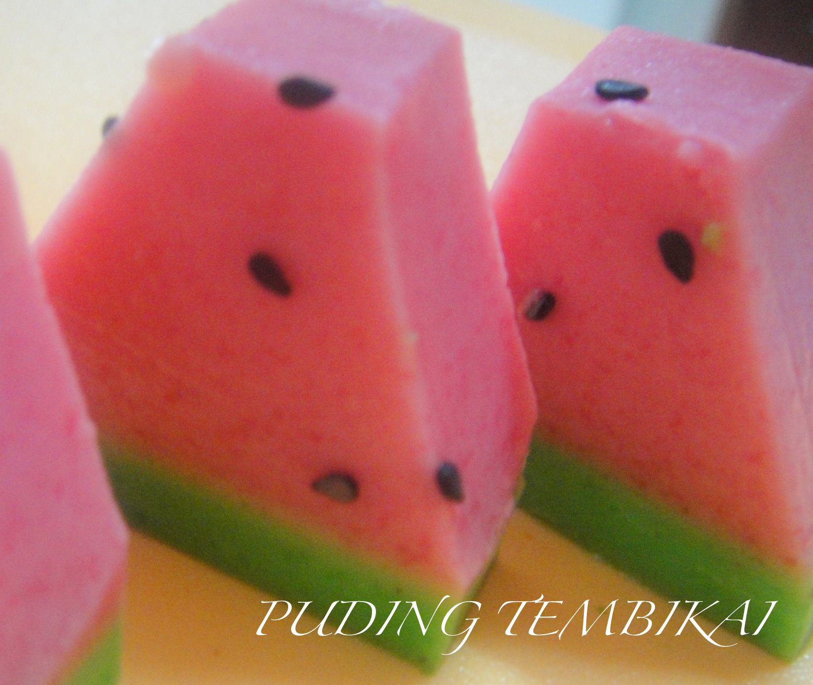 MAMA IS COOKING: PUDING TEMBIKAI