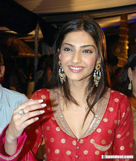 Sonam Kapoor Photos Part 2