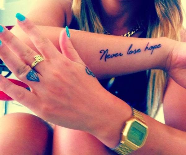 FRASES PARA TATUAJES PARA MUJERES EN ANTEBRAZO