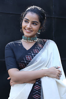 Anupama Parameswaran Stills at 18 Pages Movie Interview